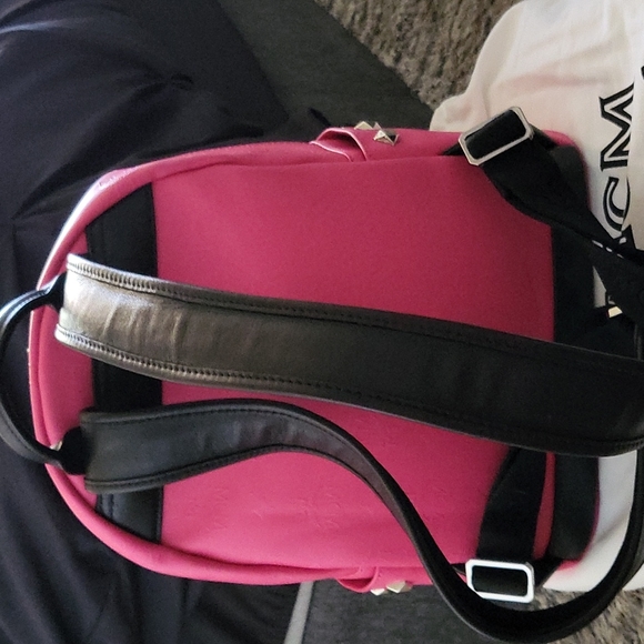 MCM hot pink backpack - Picture 6 of 11